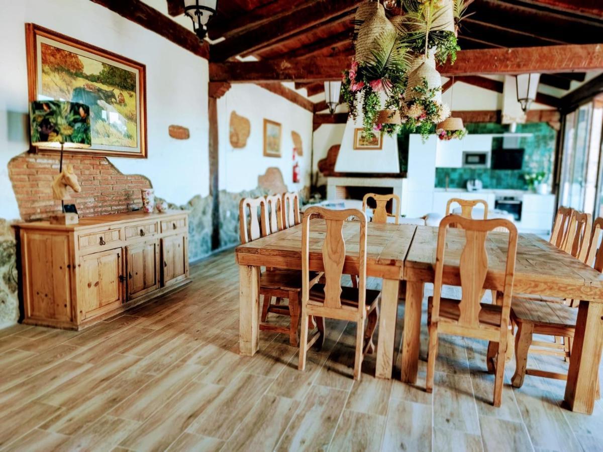 Casa Rural El Canto Del Agua Malpartida De Plasencia Exterior photo